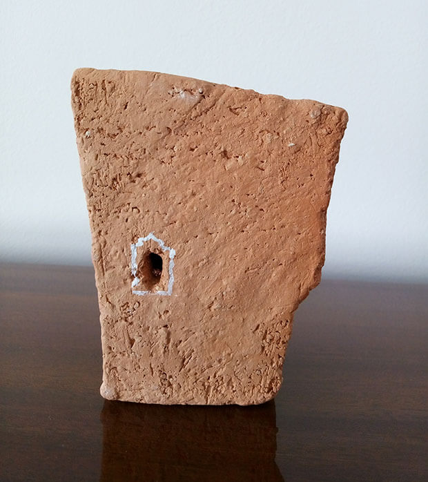 Yemenite house sculpture in clay